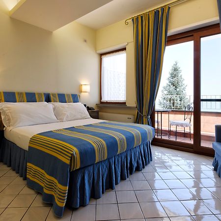 Villa Poseidon -Boutique Hotel- Salerno Esterno foto
