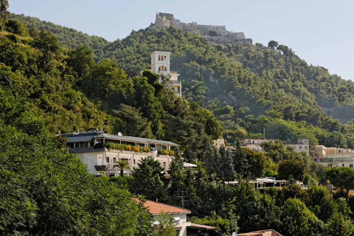 Villa Poseidon -Boutique Hotel- Salerno Esterno foto