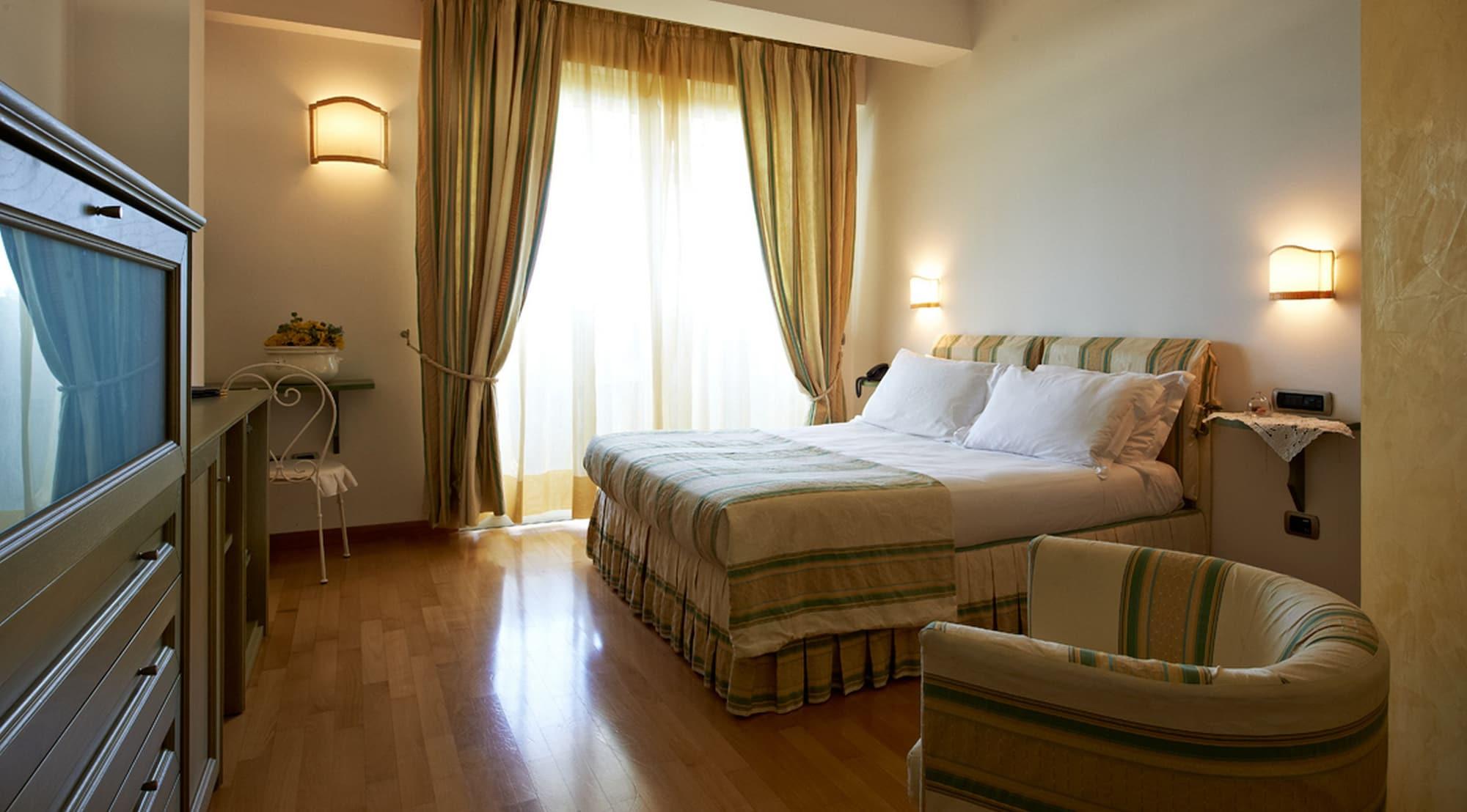 Villa Poseidon -Boutique Hotel- Salerno Esterno foto