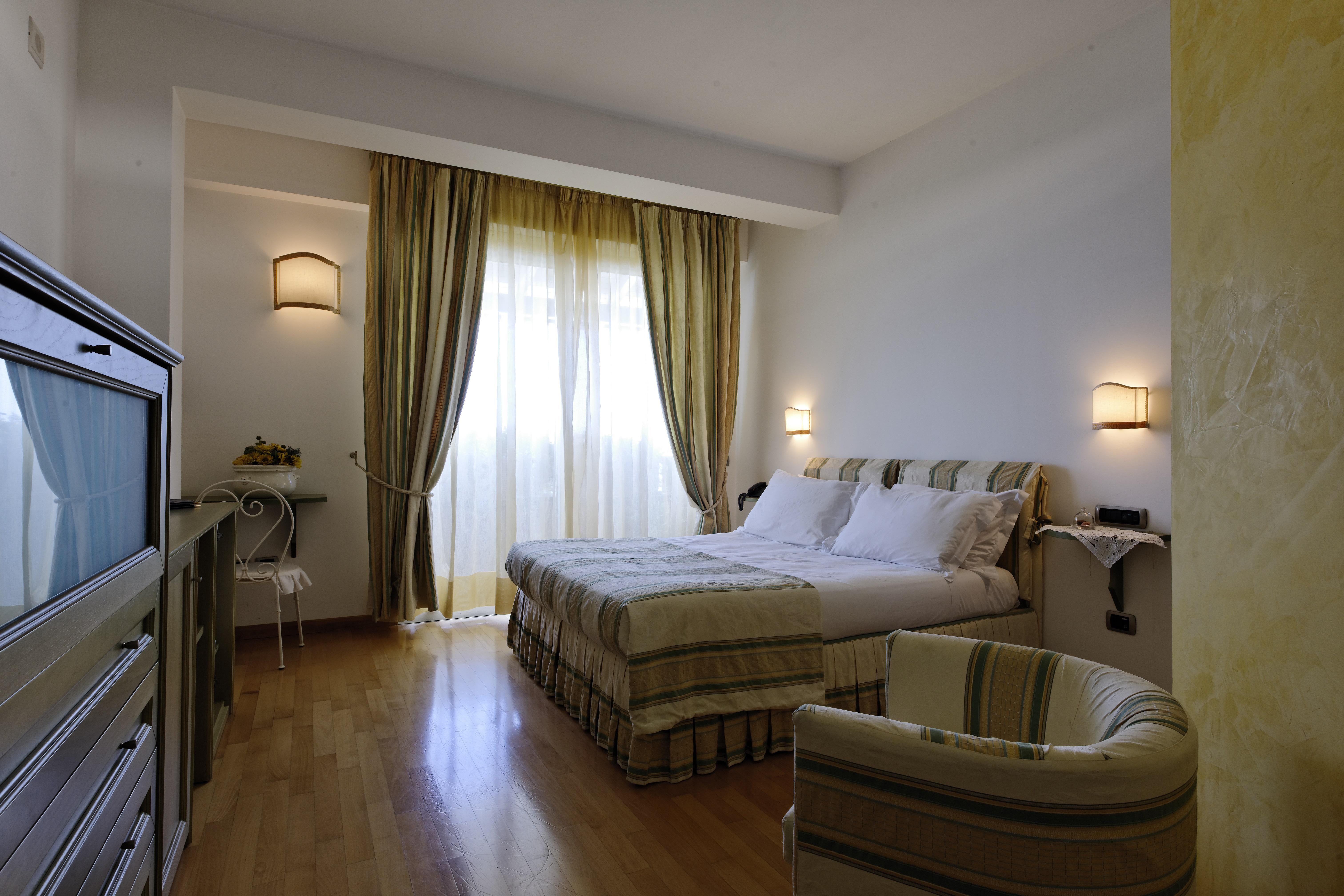 Villa Poseidon -Boutique Hotel- Salerno Esterno foto
