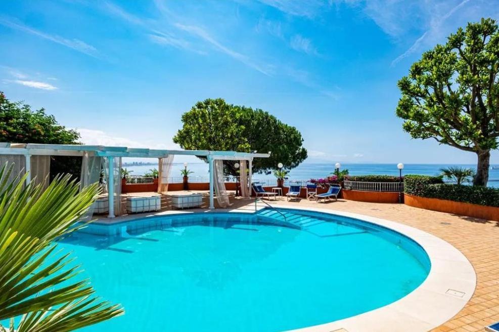 Villa Poseidon -Boutique Hotel- Salerno Esterno foto