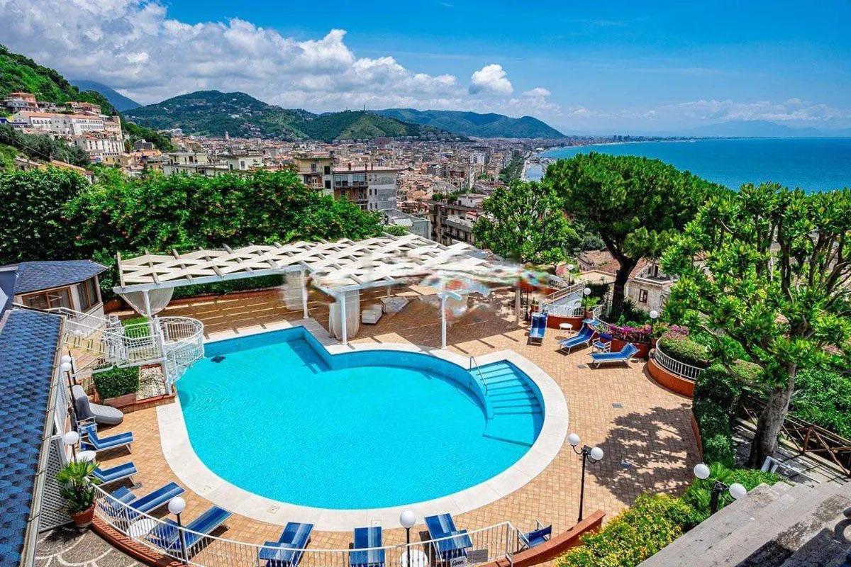 Villa Poseidon -Boutique Hotel- Salerno Esterno foto
